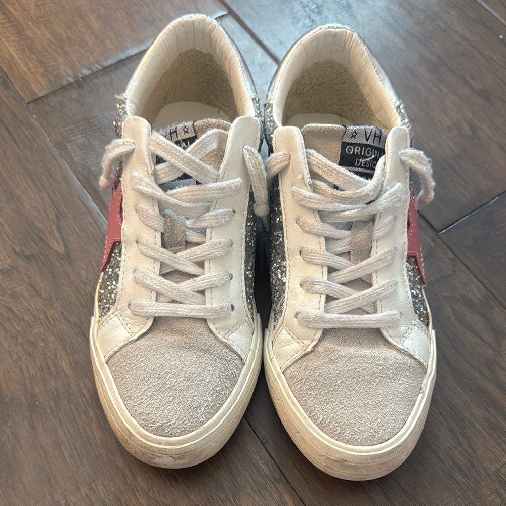 Vintage Havana White and Pink Sneakers